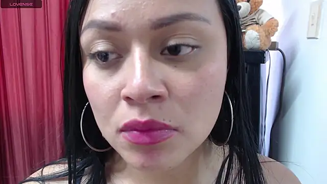 Snapshot of gabriela_grace chatting on March 15, 2025, 10:22 pm gabriela grace online show from March 15, 2025, 10:22 pm