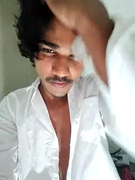 Snapshot of roshan573 chatting on July 19, 2026, 4:33 pm roshan573 online show from July 19, 2026, 4:33 pm