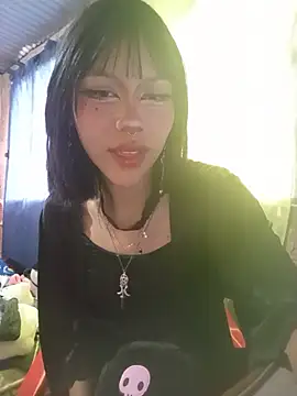 komi chuu online show from July 21, 2026, 5:37 pm