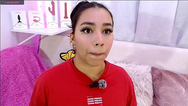  Rios Sofi  online show from July 22, 2026, 6:43 pm