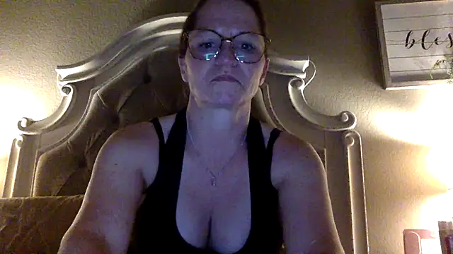 Snapshot of hollydeanbaby chatting on July 23, 2026, 5:33 pm hollydeanbaby online show from July 23, 2026, 5:33 pm