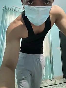 lustygentlemen online show from July 29, 2026, 12:36 pm