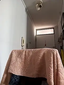 robredoj online show from October 19, 2025, 2:18 pm