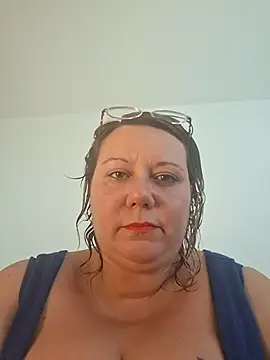 pulpeuselulu online show from July 25, 2026, 7:28 am