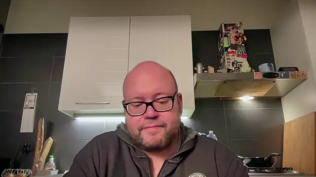 Snapshot of theitalianbear chatting on January 2, 2025, 8:24 pm theitalianbear online show from January 2, 2025, 8:24 pm