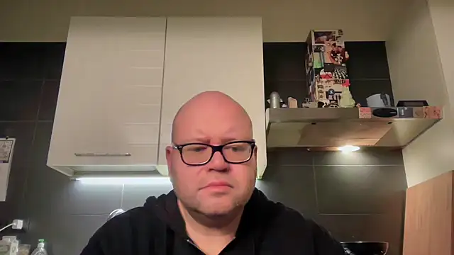 Snapshot of theitalianbear chatting on February 5, 2025, 5:30 am theitalianbear online show from February 5, 2025, 5:30 am