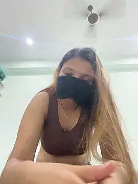 Snapshot of Miss_kanika76 chatting on August 1, 2026, 6:07 pm Miss kanika76 online show from August 1, 2026, 6:07 pm