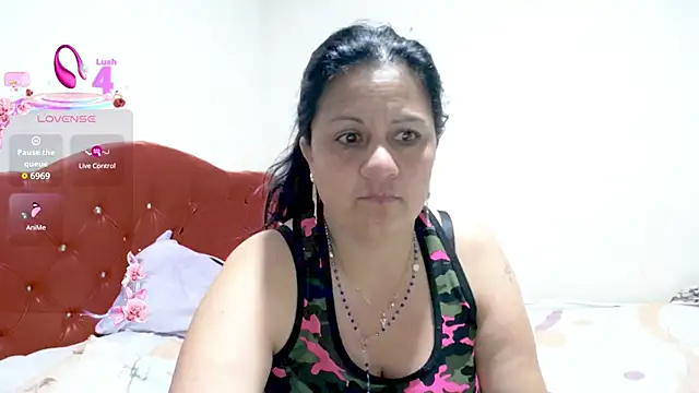 sexy jhoan88 online show from February 26, 2026, 5:50 am