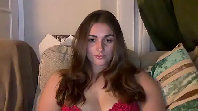 Snapshot of x_iris_x chatting on August 5, 2026, 9:39 pm x iris x online show from August 5, 2026, 9:39 pm