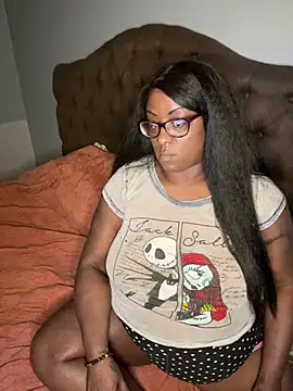 Goddessjulhmaple online show from July 28, 2026, 12:51 am