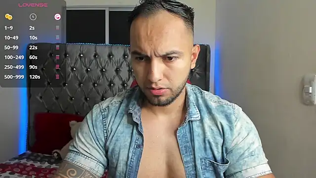 mrloganfuck1 online show from June 7, 2026, 5:44 am