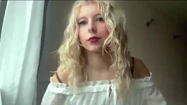 LaniDabato online show from July 30, 2026, 8:35 am