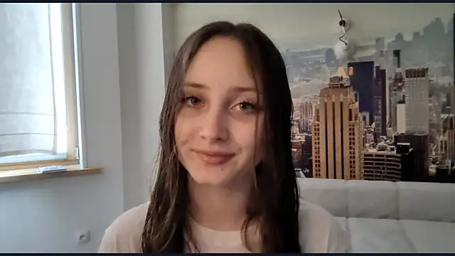 EvaSoShy online show from August 6, 2026, 8:49 am
