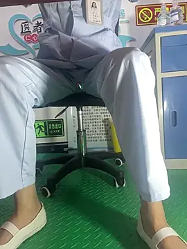 xiaohushi666 online show from July 31, 2026, 3:55 pm