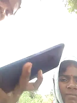 Snapshot of Aaradhya_sharmaa chatting on August 2, 2026, 4:55 am Aaradhya sharmaa online show from August 2, 2026, 4:55 am
