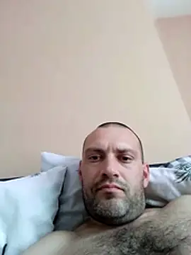 Snapshot of klanvezer chatting on July 31, 2026, 3:11 pm klanvezer online show from July 31, 2026, 3:11 pm