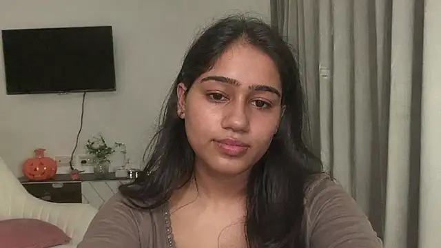 Snapshot of Rekha_52 chatting on August 1, 2026, 8:19 pm Rekha 52 online show from August 1, 2026, 8:19 pm