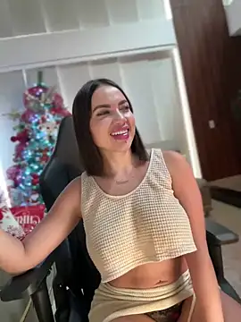 HannaBeckett online show from December 8, 2024, 3:24 pm