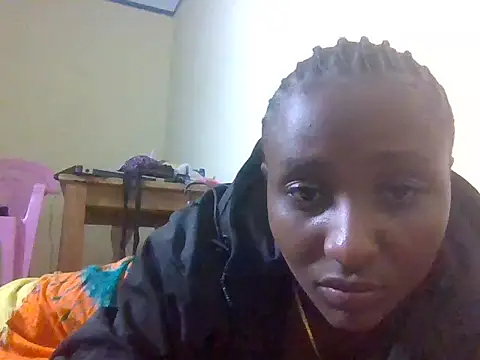 Snapshot of Petitesecret chatting on August 2, 2026, 10:08 pm Petitesecret online show from August 2, 2026, 10:08 pm