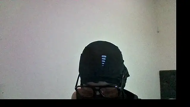 Snapshot of Camil0on chatting on August 8, 2026, 4:25 am Camil0on online show from August 8, 2026, 4:25 am