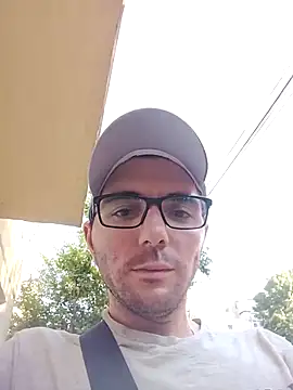 gabrieldanut27 online show from August 4, 2026, 2:41 pm