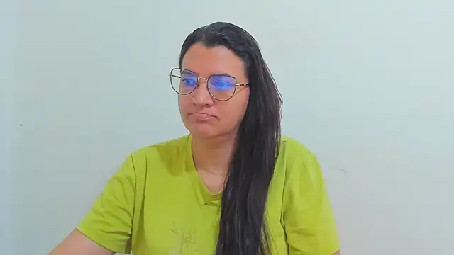 MARILYN GARCIA online show from September 30, 2025, 2:22 pm