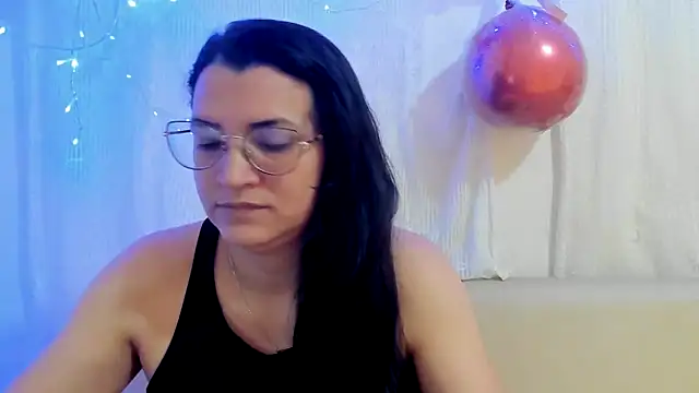 MARILYN GARCIA online show from February 17, 2026, 3:51 pm