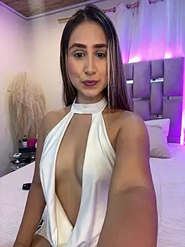 AriaFontaine online show from August 8, 2026, 11:28 pm