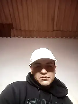 matiasjoel17 online show from August 5, 2026, 8:44 pm