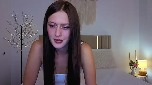 Natural beauty  online show from August 7, 2026, 8:55 pm