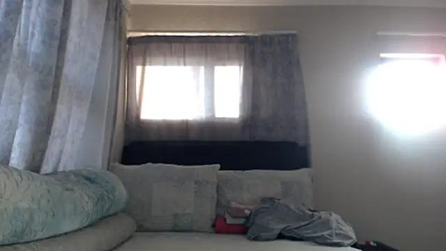 leanna23 online show from December 16, 2025, 4:39 am