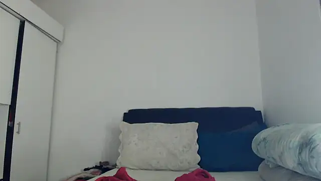 Snapshot of leanna23 chatting on July 12, 2026, 11:51 pm leanna23 online show from July 12, 2026, 11:51 pm