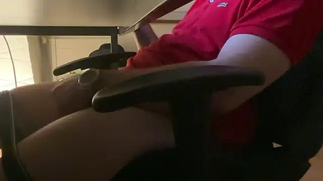 carlooos12 online show from February 22, 2026, 5:33 pm