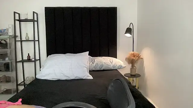 your bianca69 online show from March 31, 2026, 1:07 am