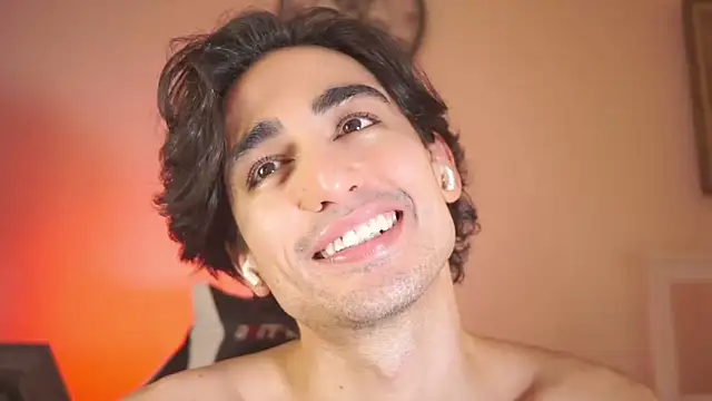 AlanDeNavarre online show from March 17, 2025, 10:06 pm