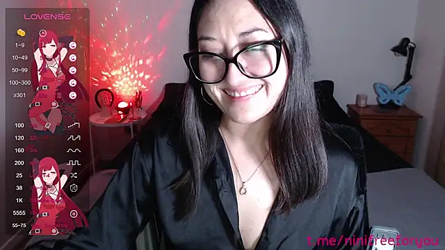 Snapshot of Ninimoon chatting on September 11, 2025, 5:18 am Ninimoon online show from September 11, 2025, 5:18 am