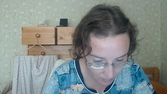 Snapshot of Smart_Rose chatting on July 8, 2026, 2:32 pm Smart Rose online show from July 8, 2026, 2:32 pm