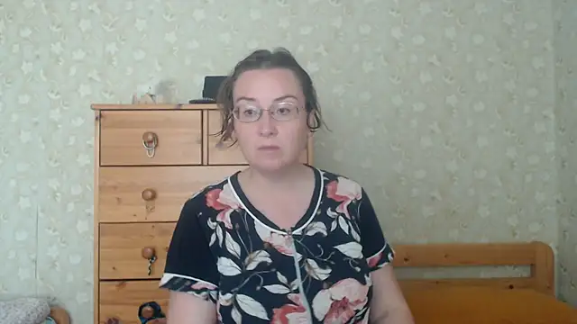 Snapshot of Smart_Rose chatting on July 12, 2026, 9:00 am Smart Rose online show from July 12, 2026, 9:00 am