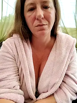 Snapshot of Natali_UA chatting on July 13, 2026, 7:22 am Natali UA online show from July 13, 2026, 7:22 am