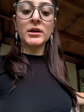 IsabelaGomez online show from February 6, 2025, 12:26 pm