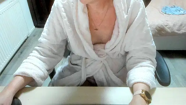 Snapshot of minoesje37 chatting on December 13, 2025, 9:09 pm minoesje37 online show from December 13, 2025, 9:09 pm