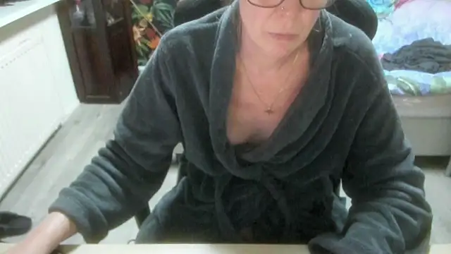 Snapshot of minoesje37 chatting on January 10, 2026, 8:10 pm minoesje37 online show from January 10, 2026, 8:10 pm