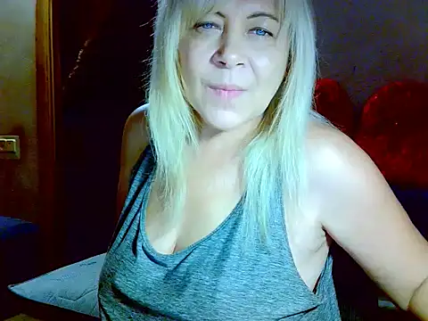 AgoniA7 online show from November 28, 2025, 4:48 am