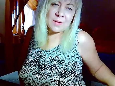 AgoniA7 online show from April 5, 2026, 6:54 am