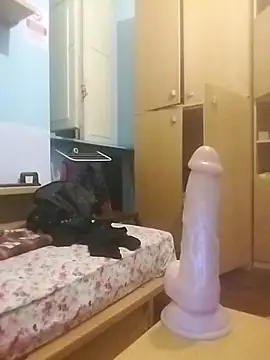 Snapshot of Elodie76 chatting on September 8, 2025, 6:51 pm Elodie76 online show from September 8, 2025, 6:51 pm