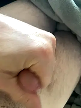 Ich00081 online show from September 15, 2025, 1:33 pm