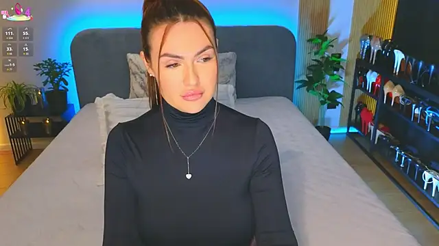 Kira from UA online show from November 9, 2025, 1:15 am