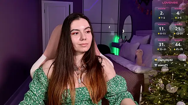 Foxohlove online show from December 20, 2024, 5:29 pm