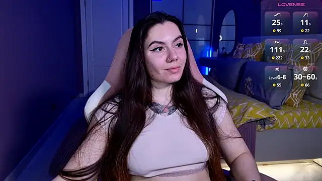 Foxohlove online show from November 6, 2025, 6:20 pm