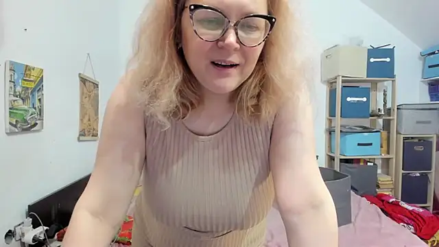 Snapshot of switchlorenx chatting on December 1, 2024, 7:47 pm switchlorenx online show from December 1, 2024, 7:47 pm